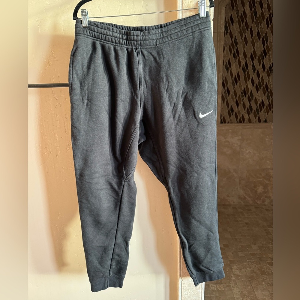 Nike men’s sweatpants size large black